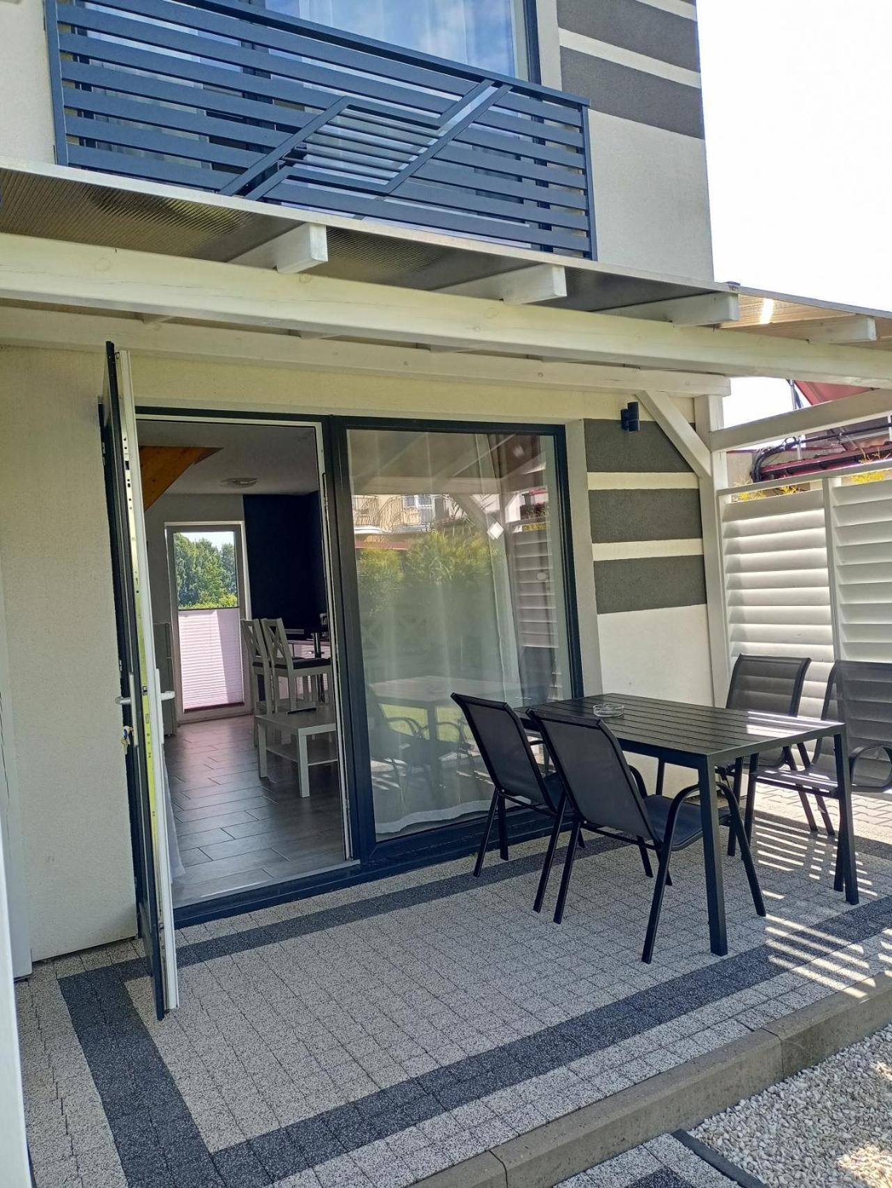 Over Lake-Domki,Apartamenty Großmöllen Exterior foto